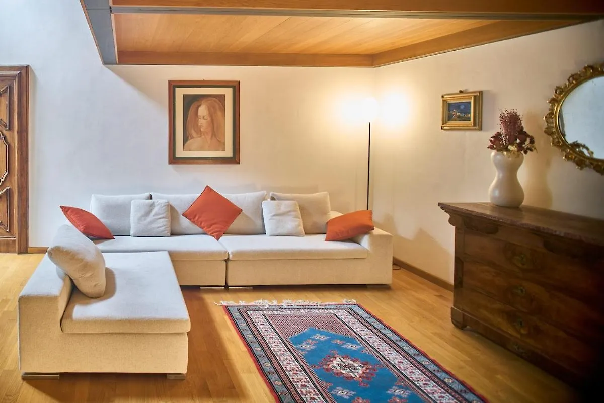 La Torre Historic Charm On The Main Corso Apartment Siena